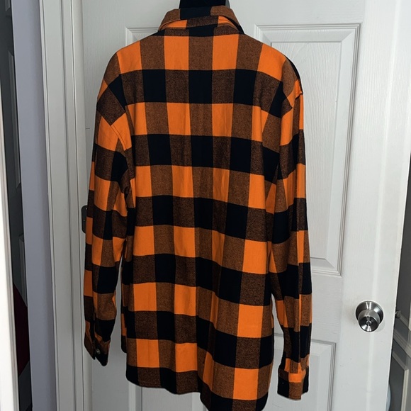 Oversized Flannel - Picture 2 of 2